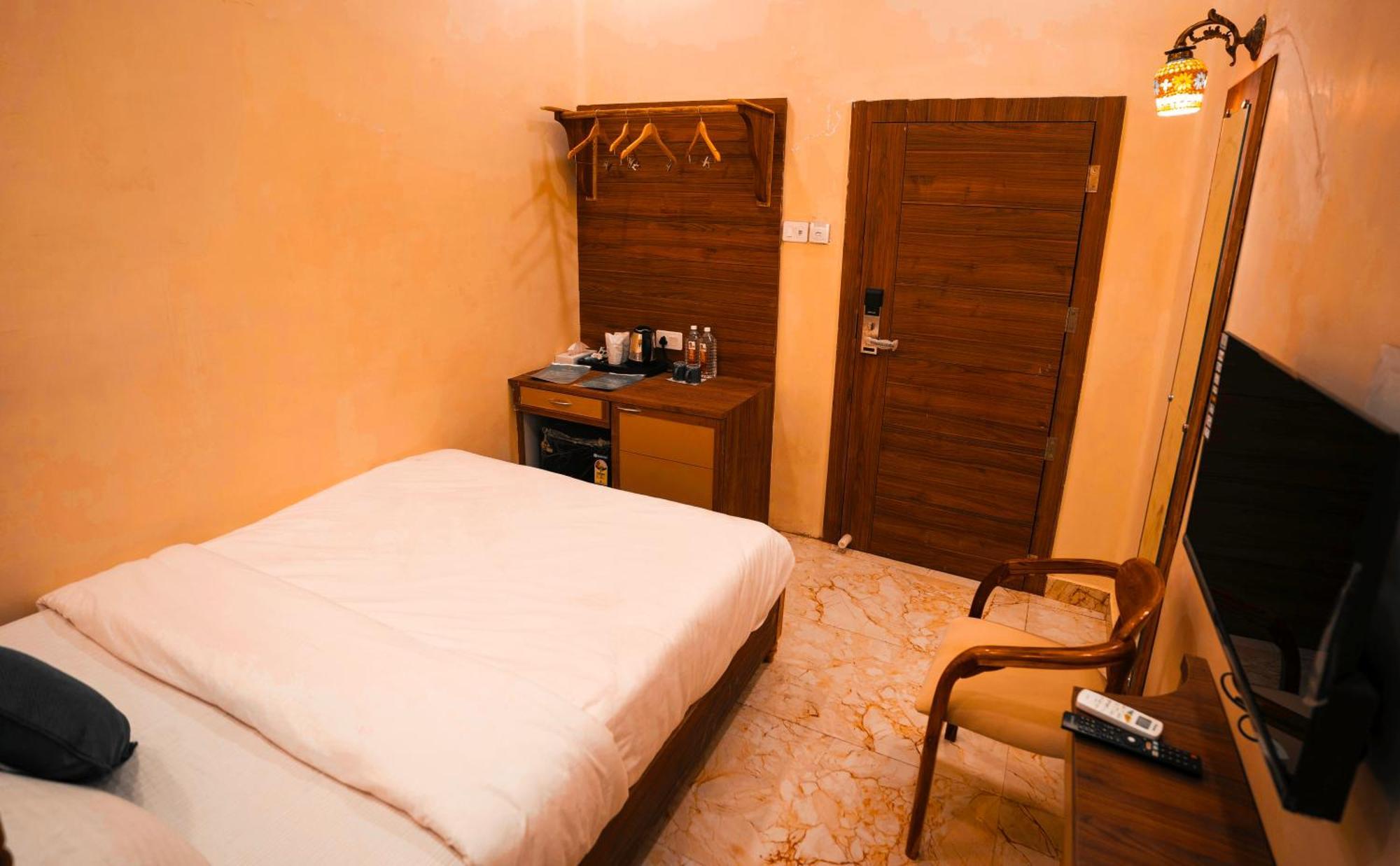 Captain Villa Heritage House Varanasi Exterior photo
