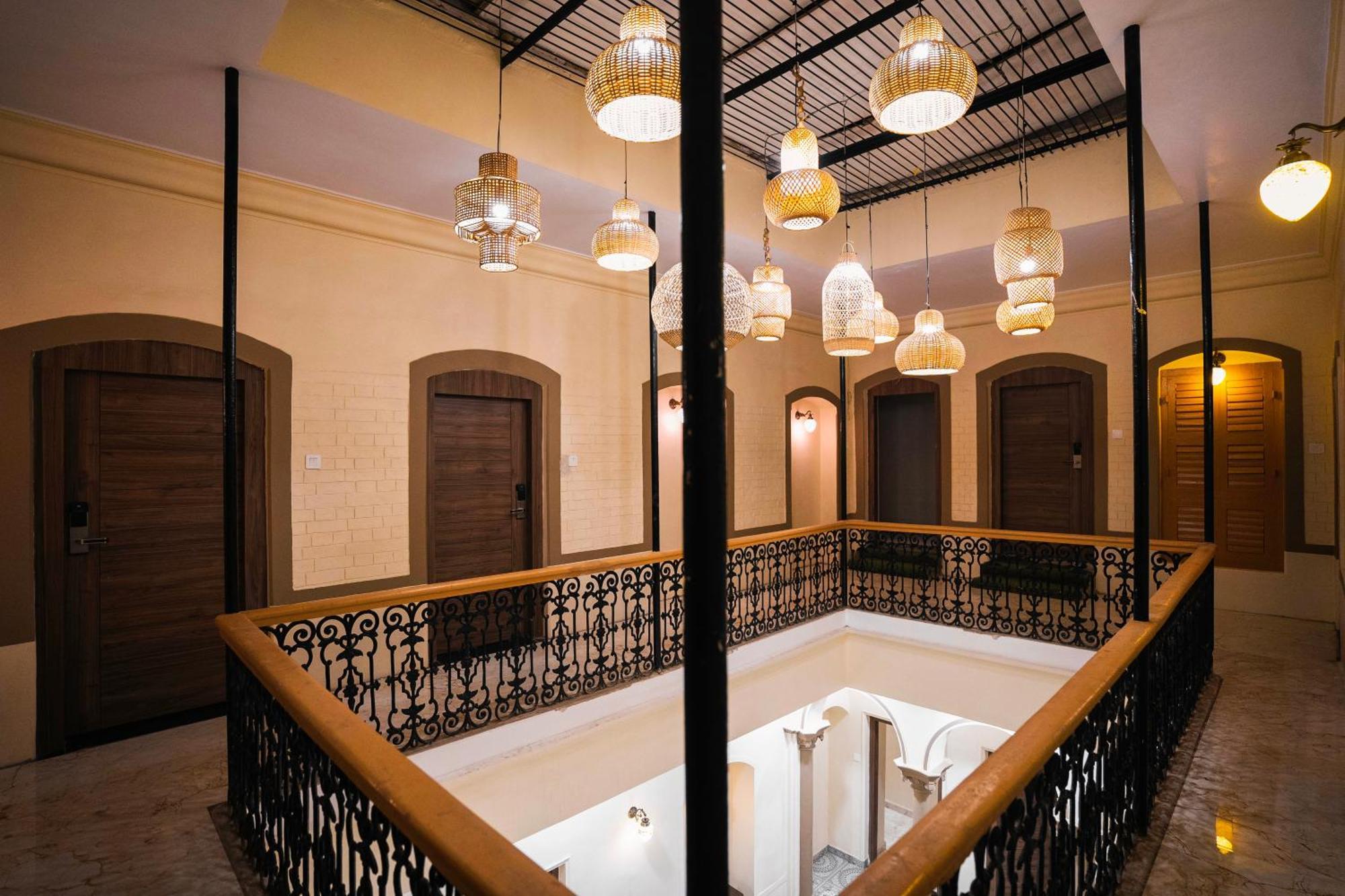 Captain Villa Heritage House Varanasi Exterior photo
