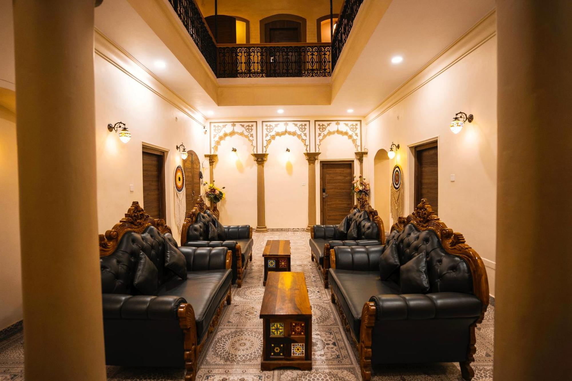 Captain Villa Heritage House Varanasi Exterior photo